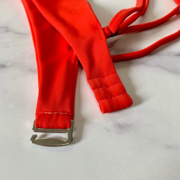 ❗️SOLD❗️Blackbough red Willow bikini top - Picture 10 of 12